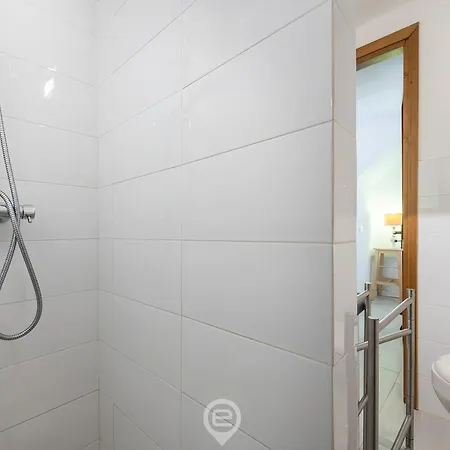 Porto Luna 25 - Hala Simius